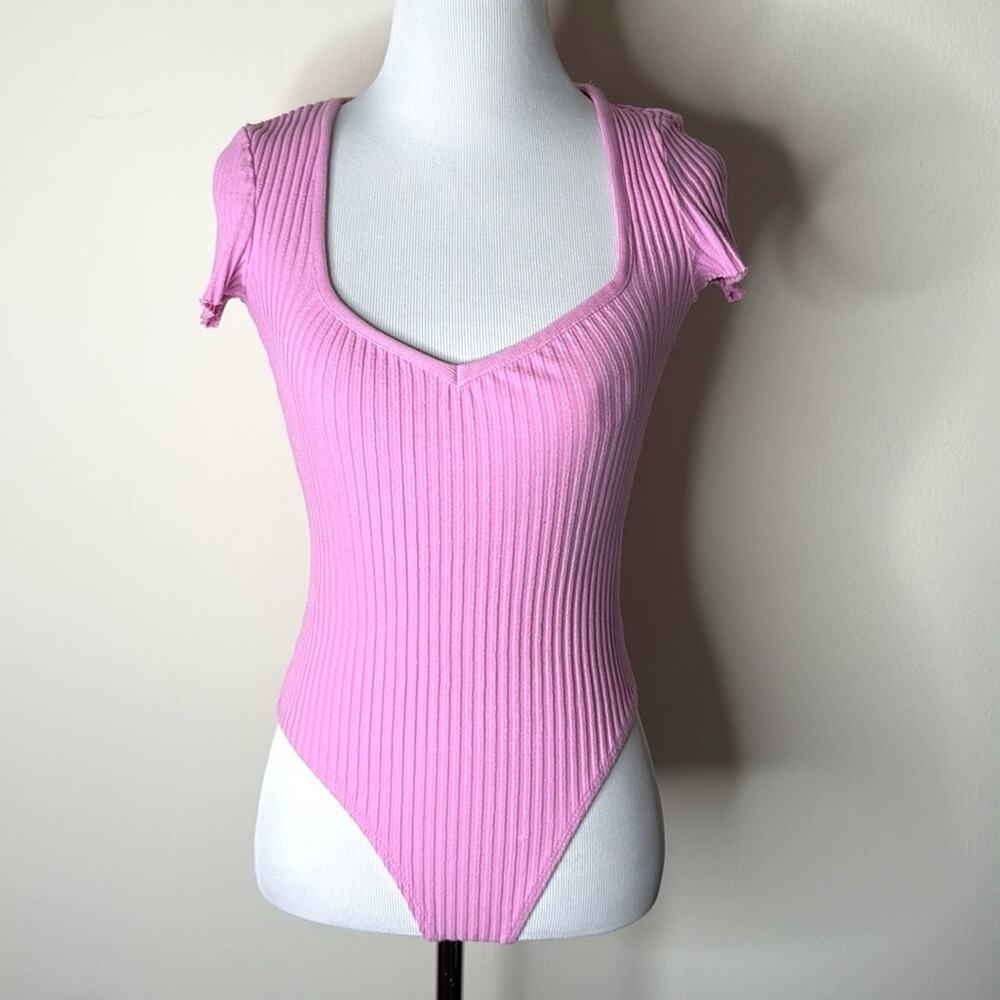 Zara Pink Ribbed Sweetheart Neck Short Sleeve Bodysuit